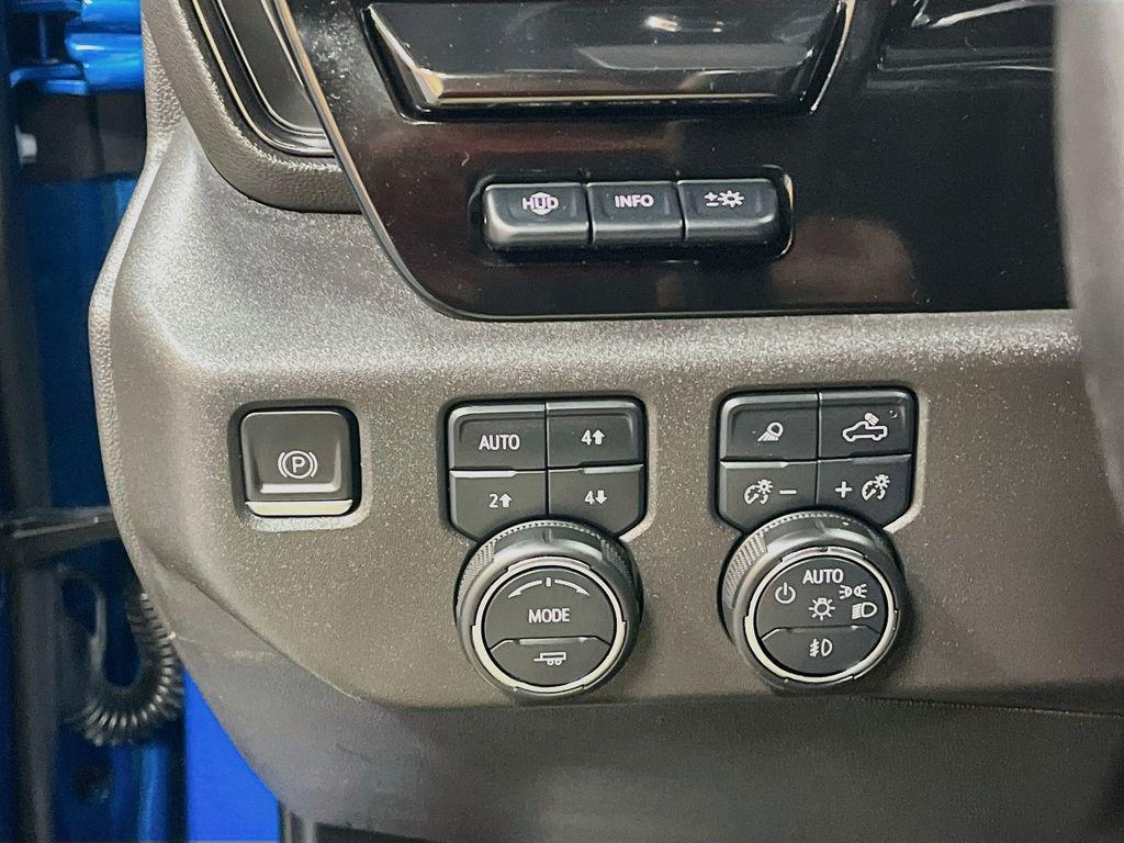 used 2023 Chevrolet Silverado 1500 car, priced at $43,200