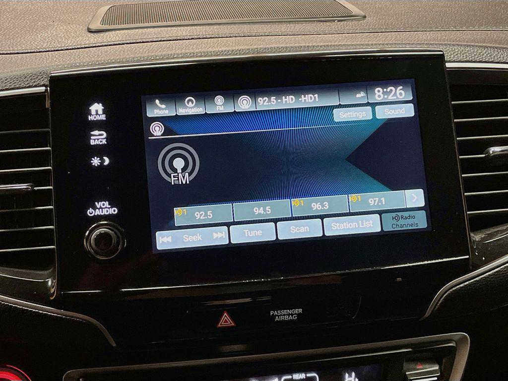 used 2021 Honda Pilot car, priced at $30,000