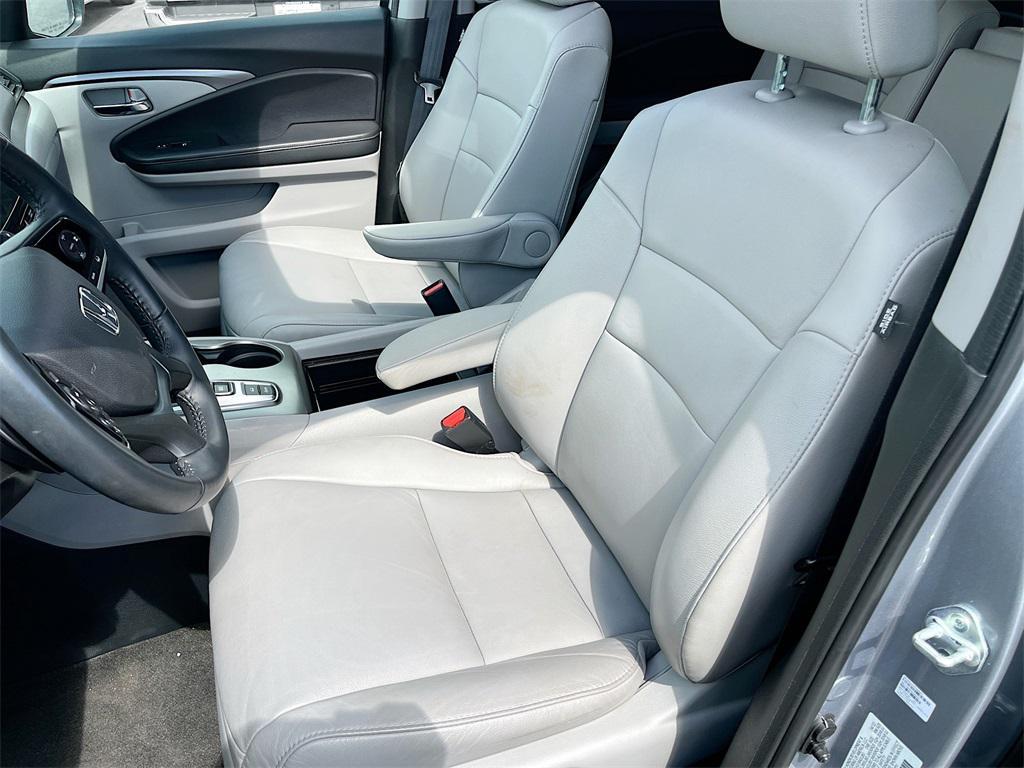 used 2022 Honda Pilot car, priced at $26,500