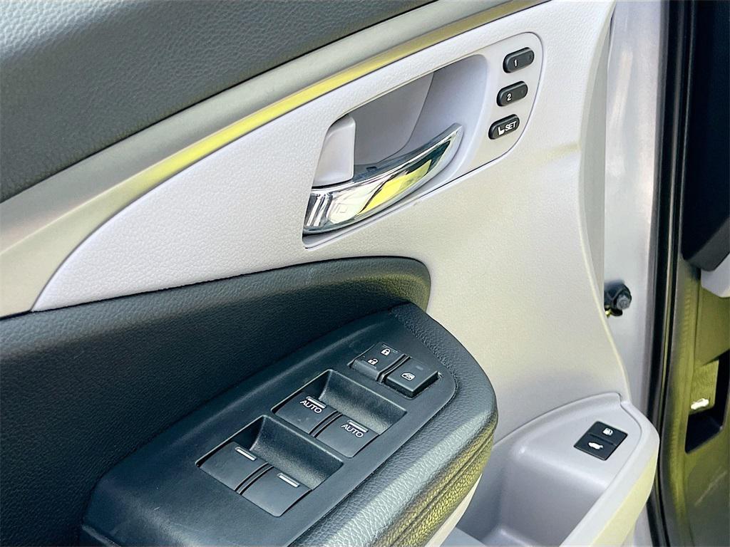 used 2022 Honda Pilot car, priced at $26,500