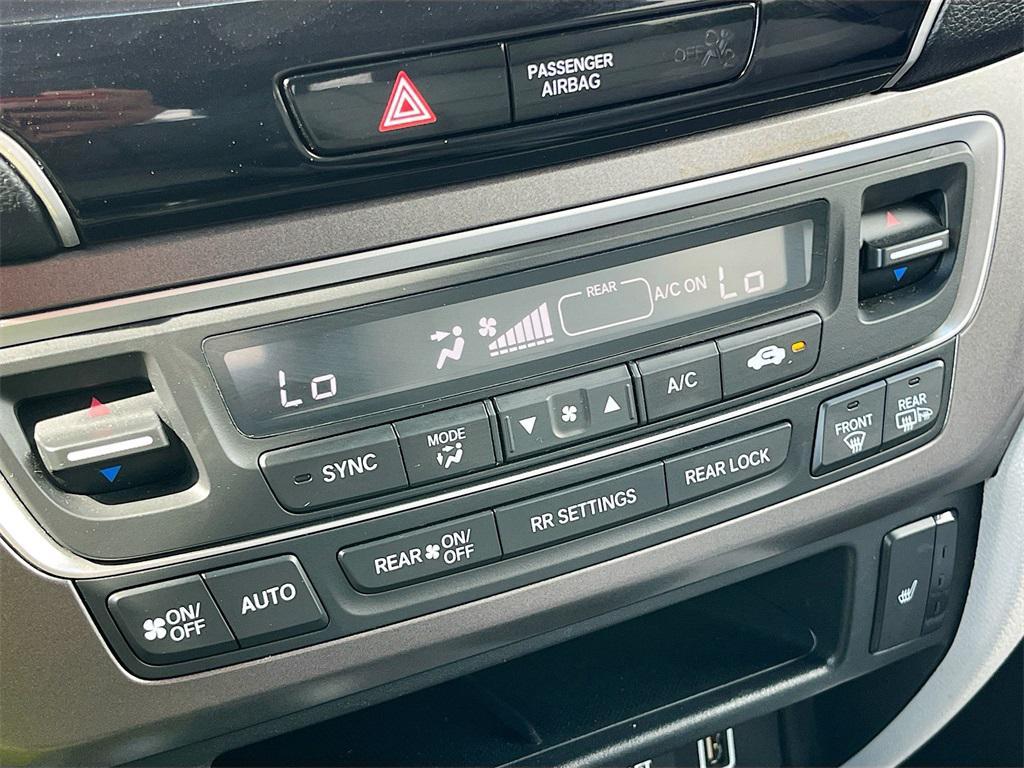 used 2022 Honda Pilot car, priced at $26,500