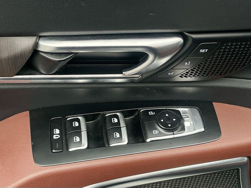 used 2023 Kia Telluride car, priced at $31,500
