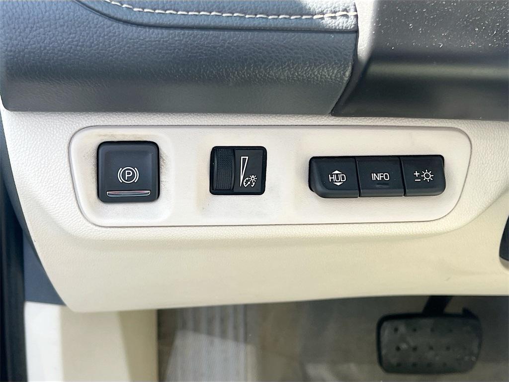 used 2020 GMC Acadia car, priced at $23,600