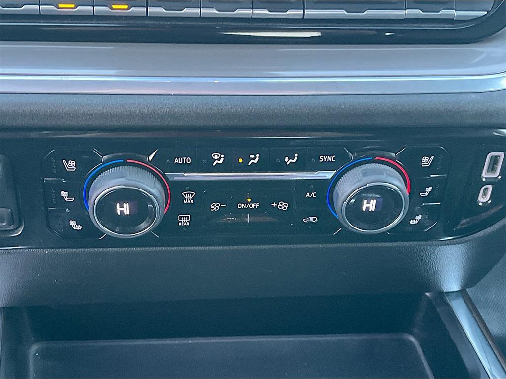 used 2022 Chevrolet Silverado 1500 car, priced at $39,000