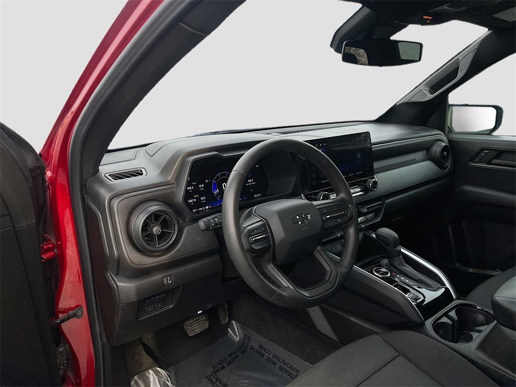 used 2024 Chevrolet Colorado car, priced at $32,000