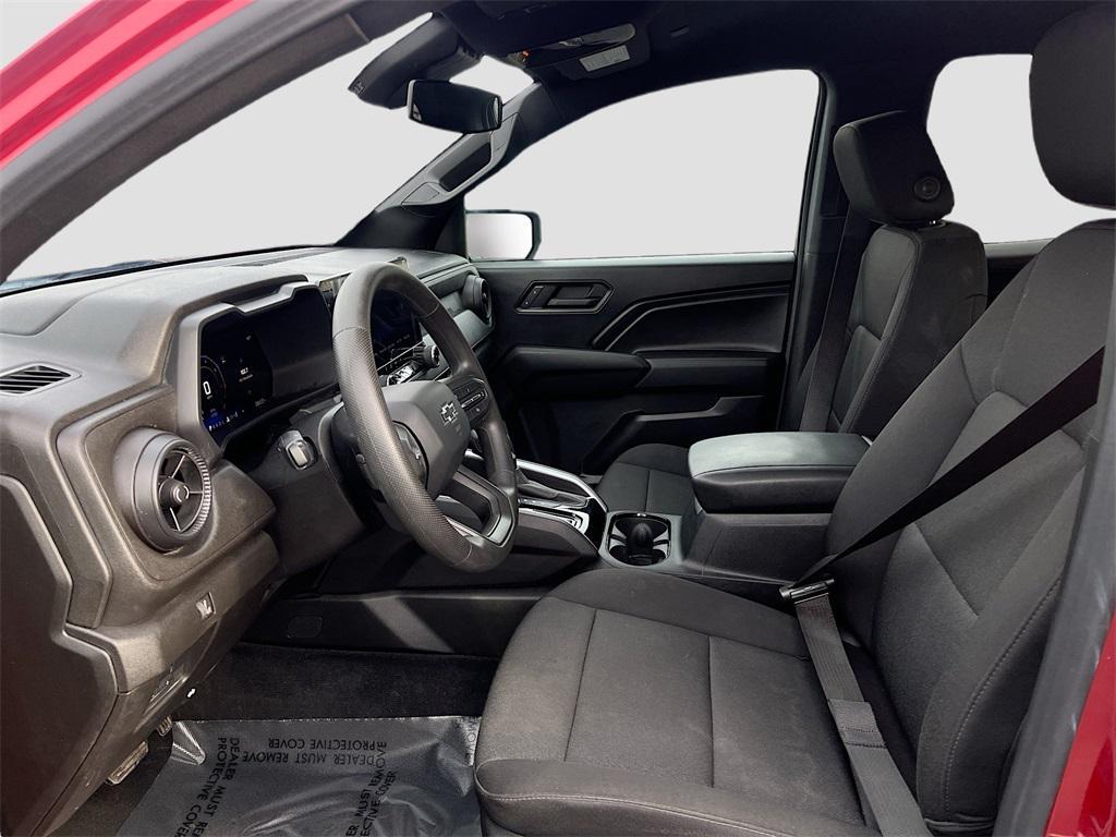 used 2024 Chevrolet Colorado car, priced at $32,000