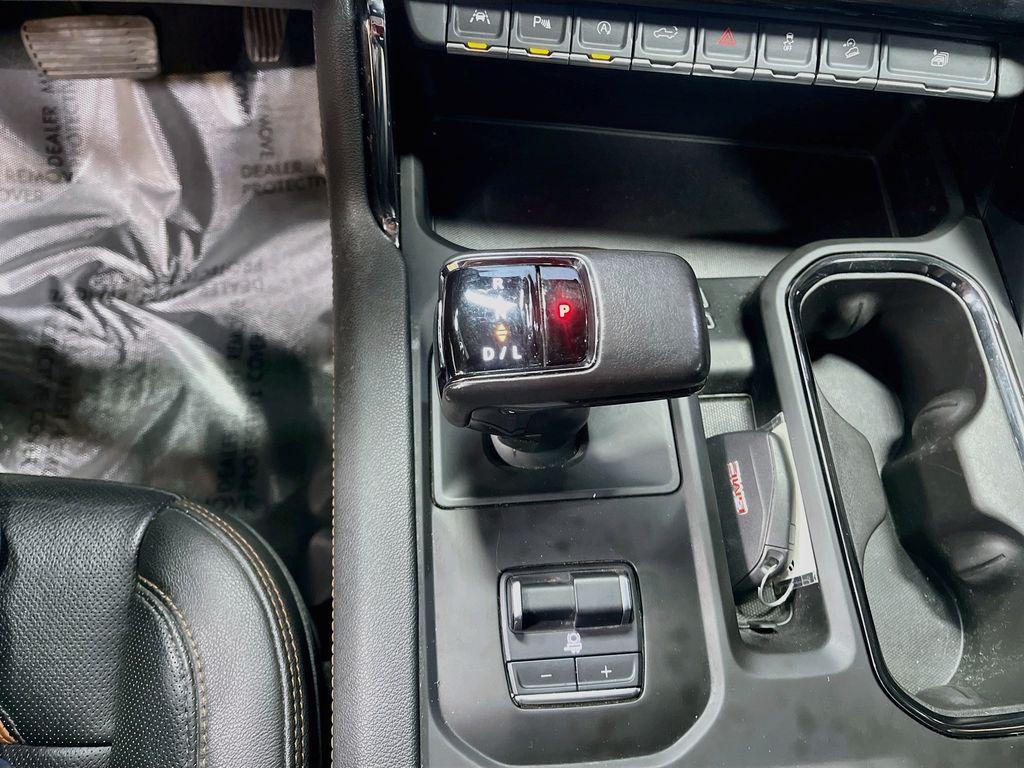 used 2022 GMC Sierra 1500 car, priced at $39,100