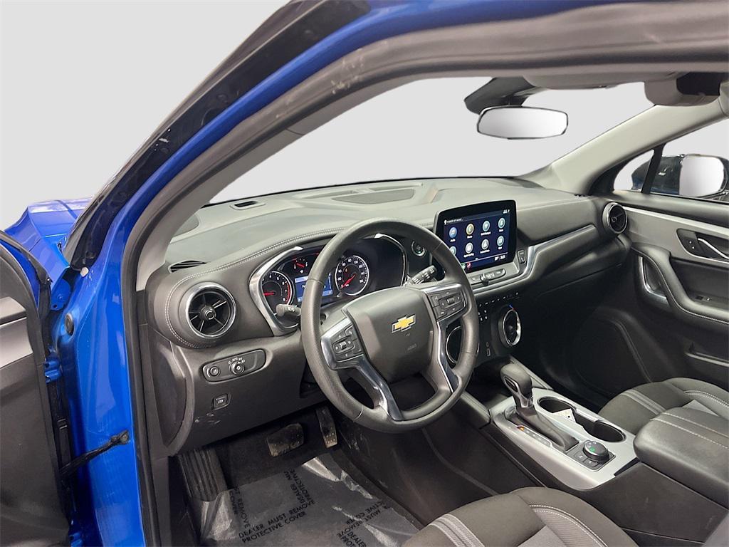 used 2024 Chevrolet Blazer car, priced at $22,200