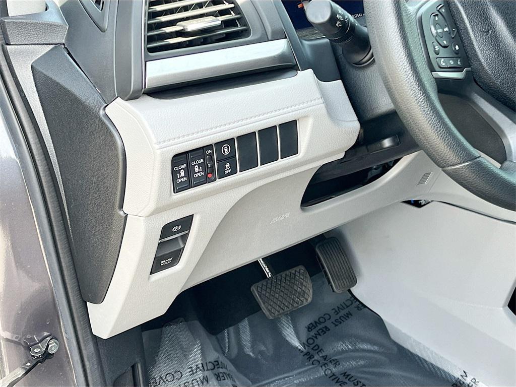 used 2024 Honda Odyssey car, priced at $26,300