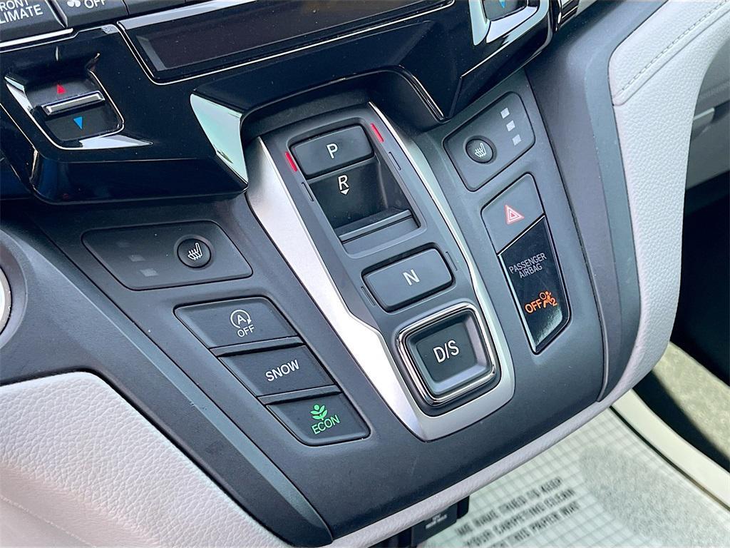 used 2024 Honda Odyssey car, priced at $26,300