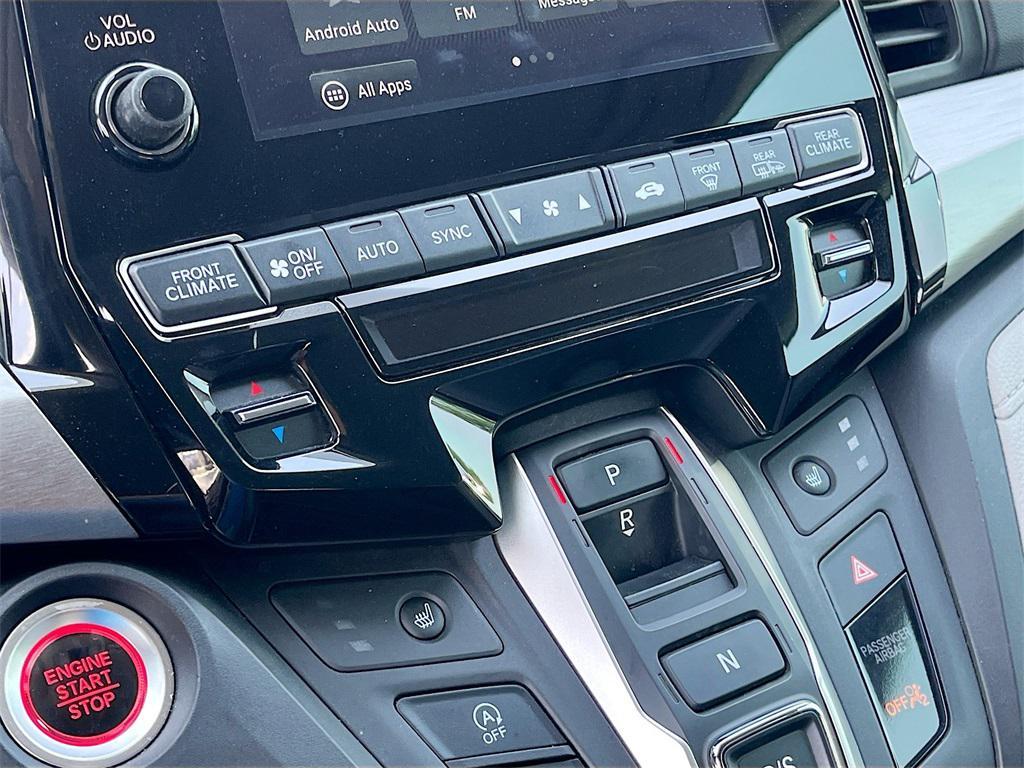 used 2024 Honda Odyssey car, priced at $26,300