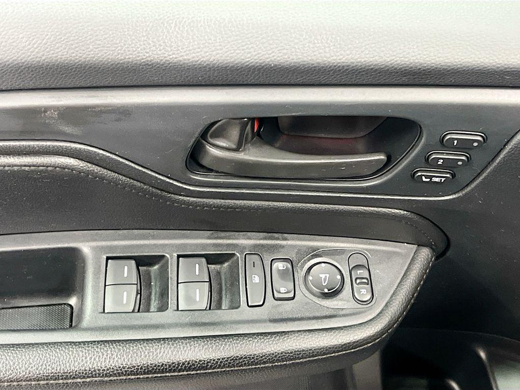 used 2024 Honda Odyssey car, priced at $29,300