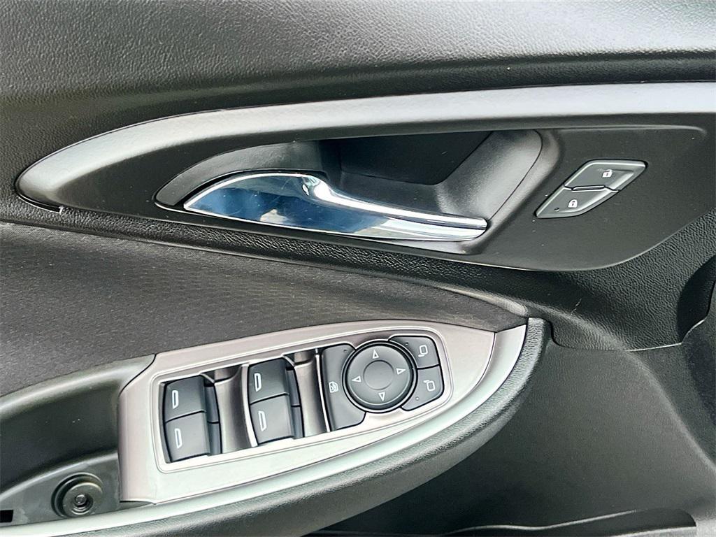 used 2020 Chevrolet Malibu car, priced at $14,800