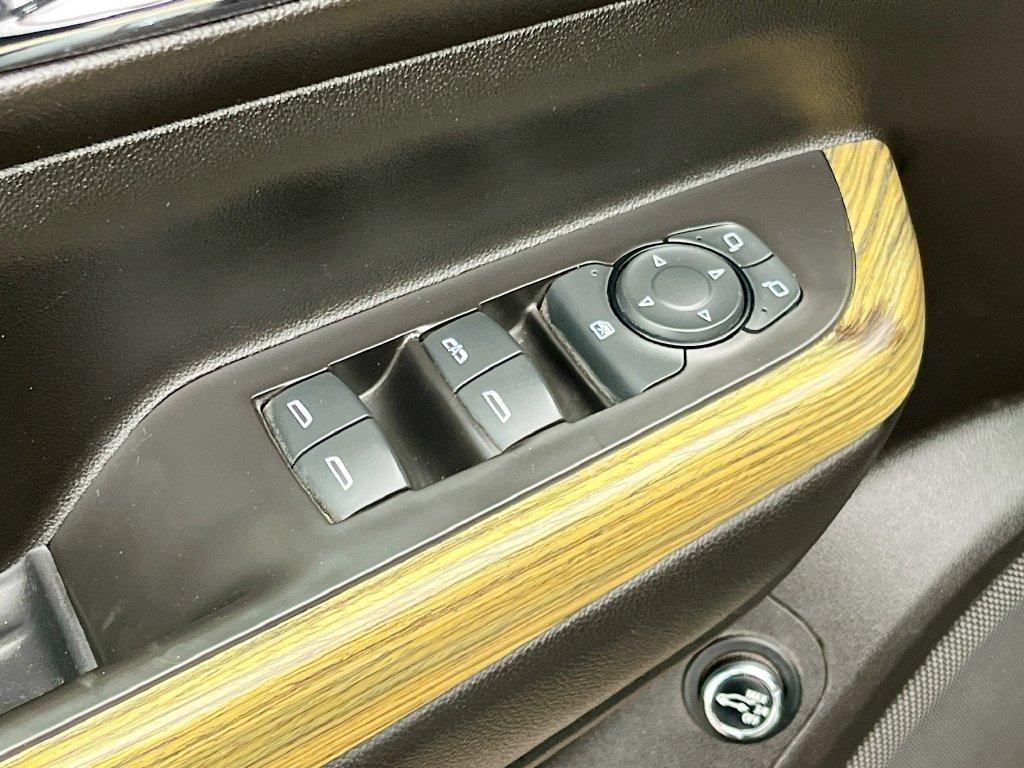 used 2019 GMC Acadia car, priced at $19,200