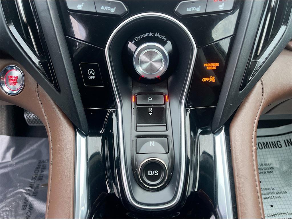 used 2024 Acura RDX car, priced at $33,400
