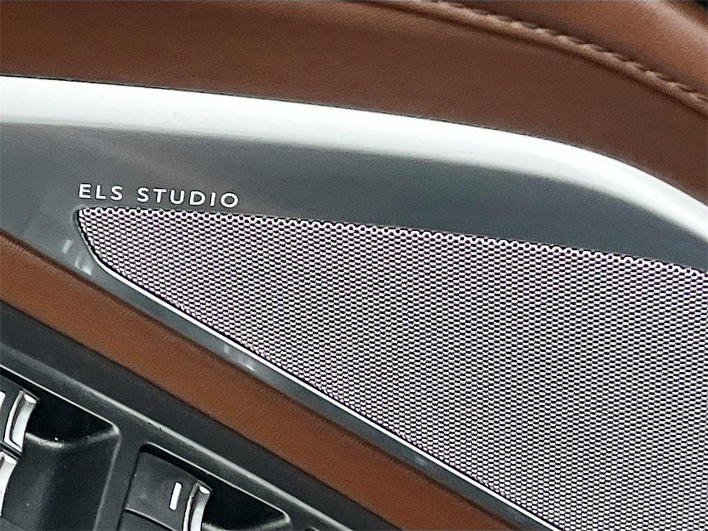 used 2024 Acura RDX car, priced at $33,400