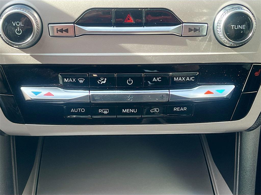 used 2023 Ford Explorer car, priced at $24,500