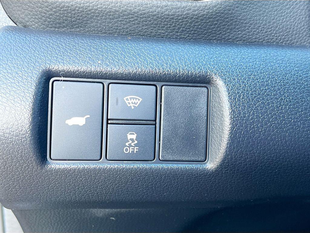 used 2025 Honda Pilot car, priced at $35,400