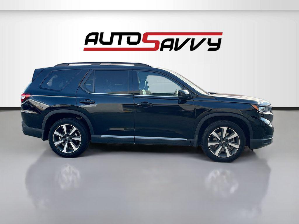 used 2025 Honda Pilot car, priced at $35,400