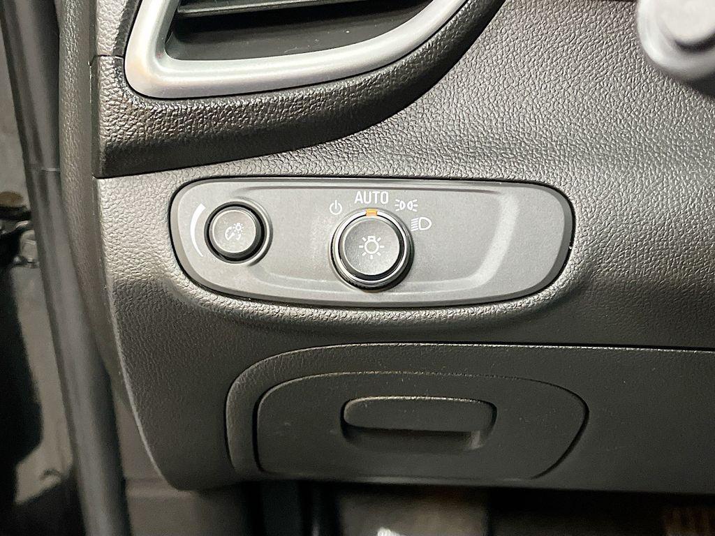 used 2022 Chevrolet Trax car, priced at $15,000