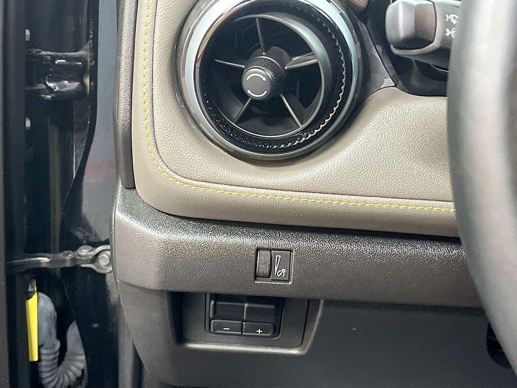 used 2024 Chevrolet Colorado car, priced at $39,600