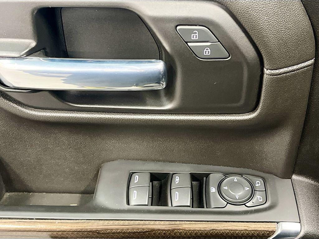 used 2022 Chevrolet Silverado 1500 Limited car, priced at $33,400