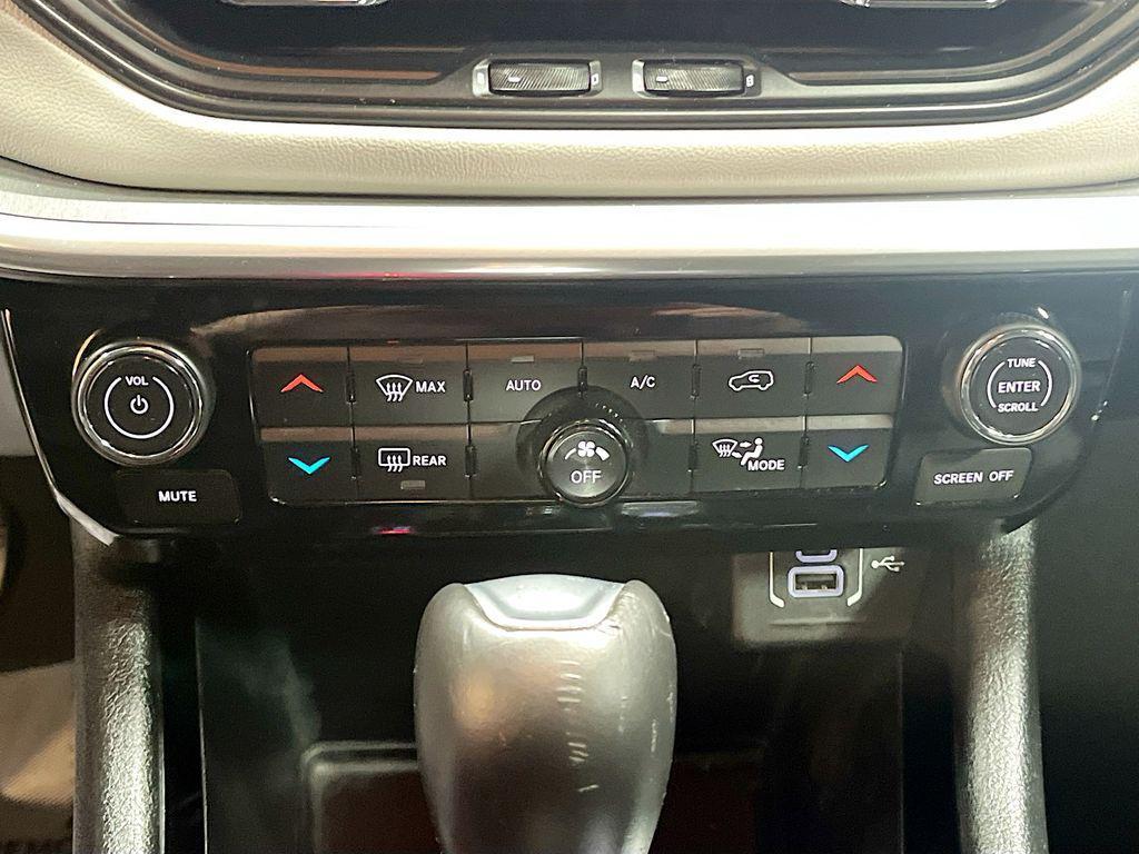 used 2024 Jeep Compass car, priced at $21,700