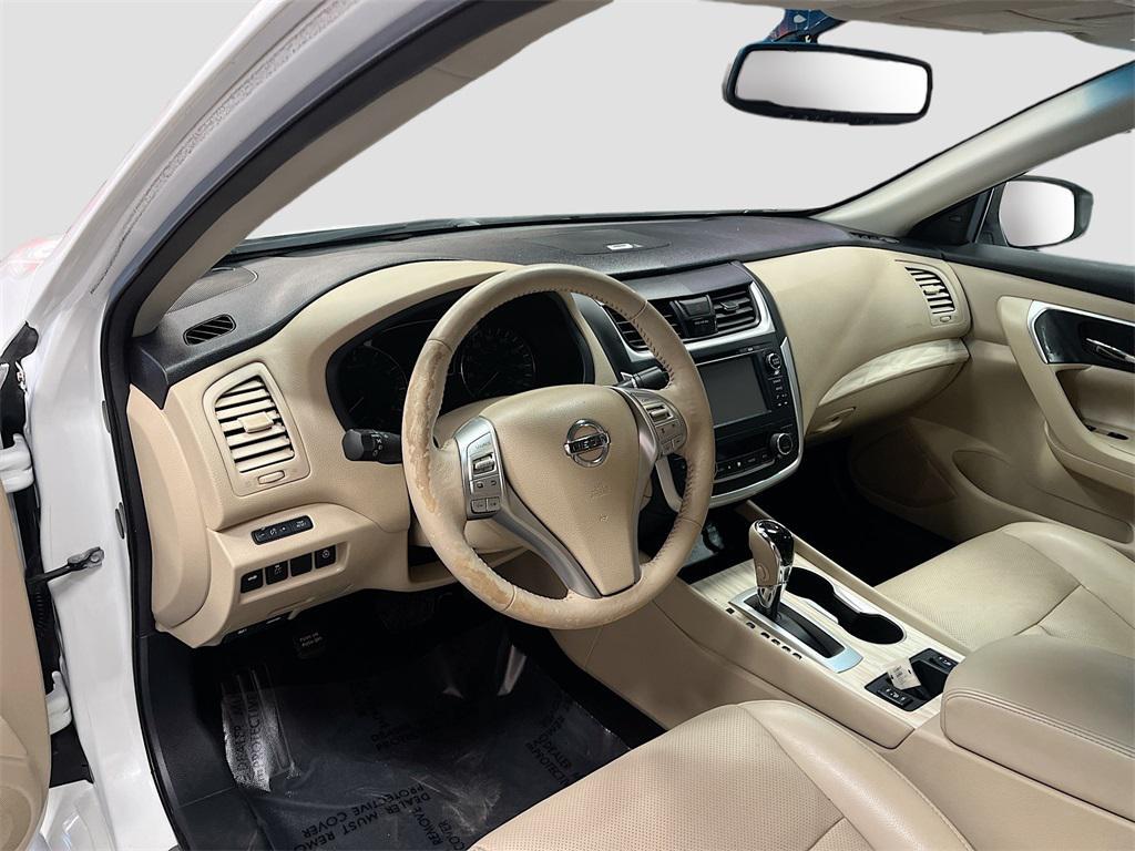 used 2016 Nissan Altima car, priced at $11,000