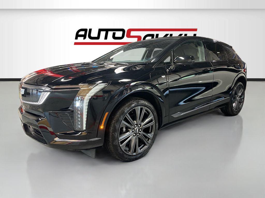 used 2025 Cadillac OPTIQ car, priced at $38,600