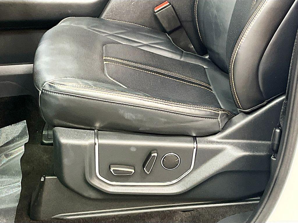 used 2022 Ford Expedition Max car, priced at $45,000