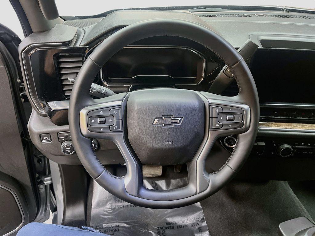 used 2025 Chevrolet Silverado 1500 car, priced at $35,500