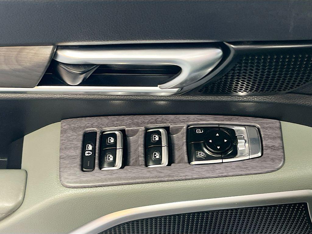 used 2023 Kia Telluride car, priced at $30,000
