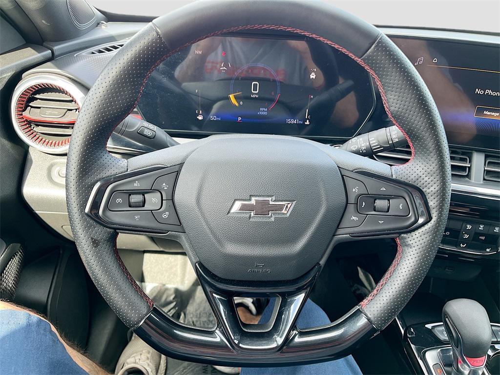 used 2025 Chevrolet Trax car, priced at $18,800