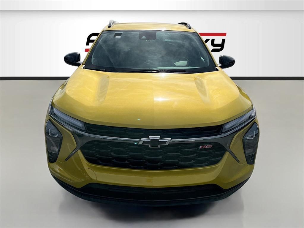 used 2025 Chevrolet Trax car, priced at $18,800