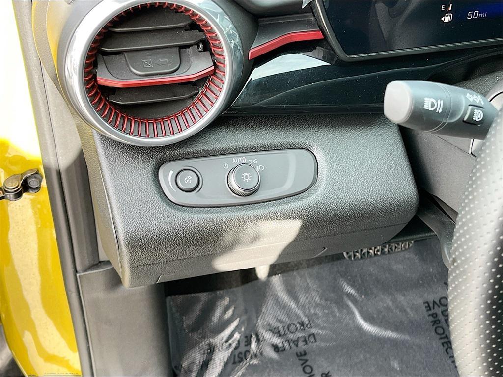 used 2025 Chevrolet Trax car, priced at $18,800