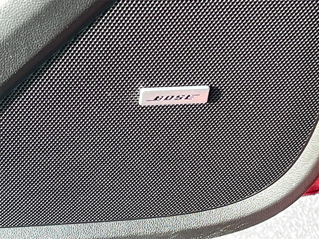 used 2023 Chevrolet Traverse car, priced at $28,900