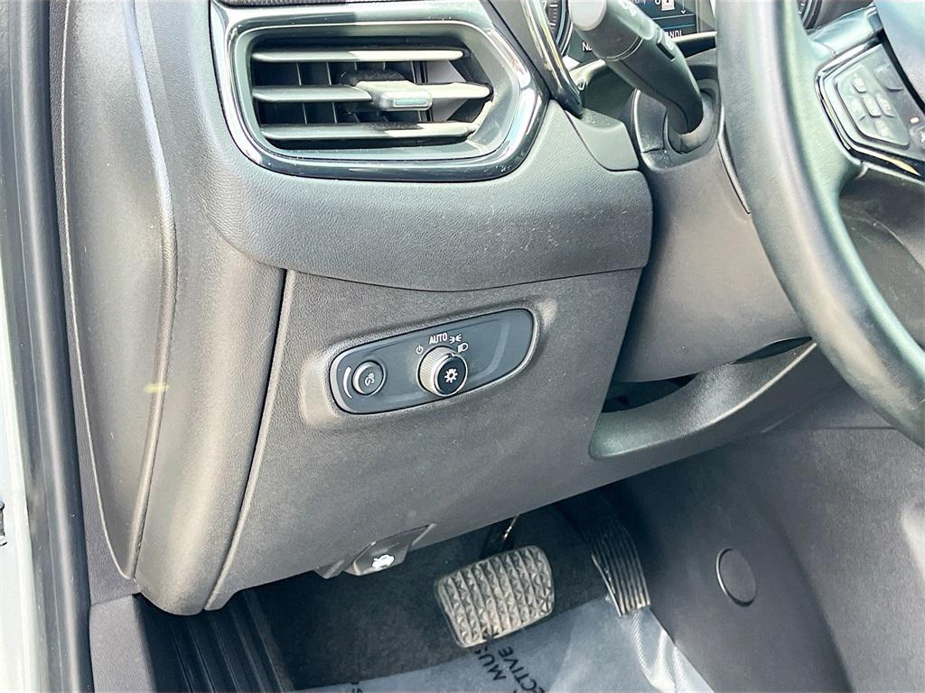 used 2024 Chevrolet Equinox car, priced at $22,500