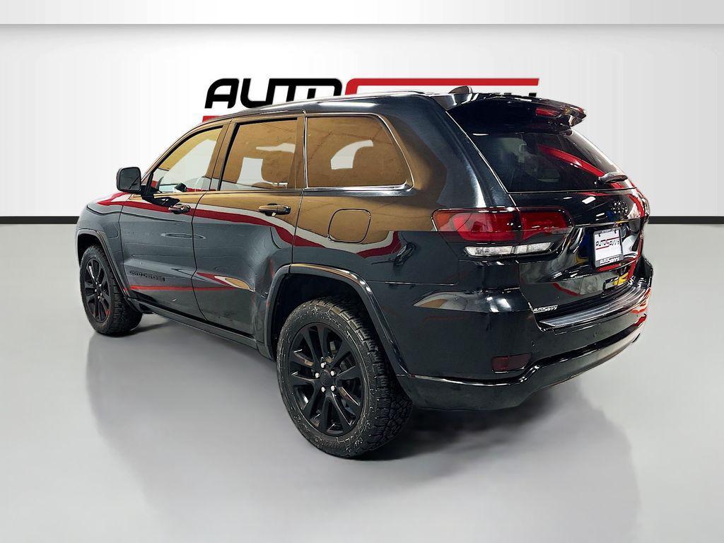 used 2018 Jeep Grand Cherokee car, priced at $13,800