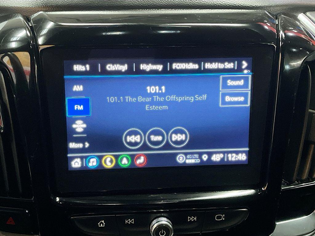 used 2023 Chevrolet Traverse car, priced at $26,800