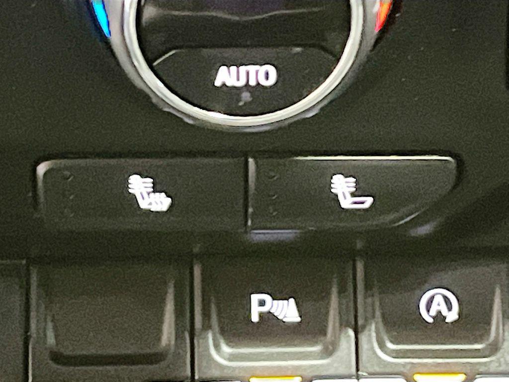 used 2022 Chevrolet Silverado 1500 Limited car, priced at $31,100