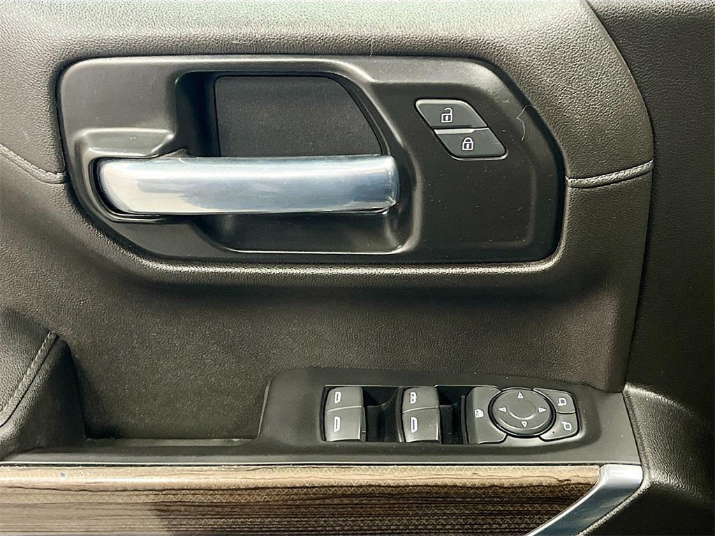 used 2022 Chevrolet Silverado 1500 car, priced at $31,900