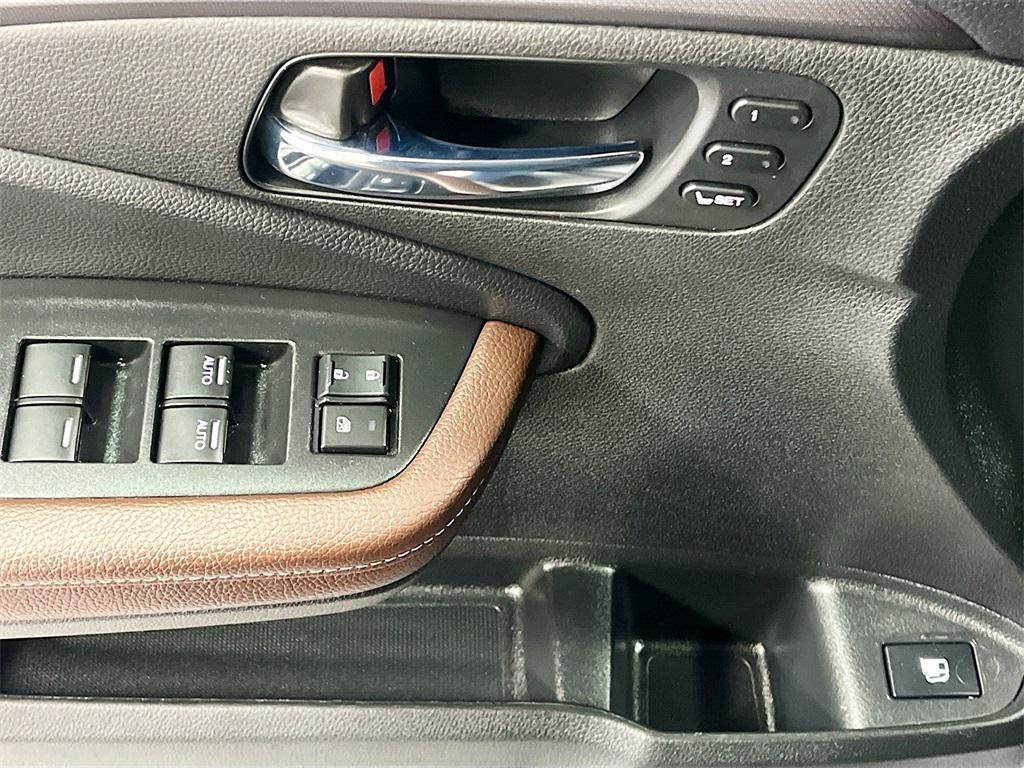 used 2024 Honda Ridgeline car, priced at $28,400