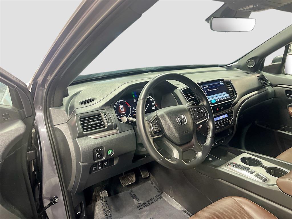 used 2024 Honda Ridgeline car, priced at $28,400