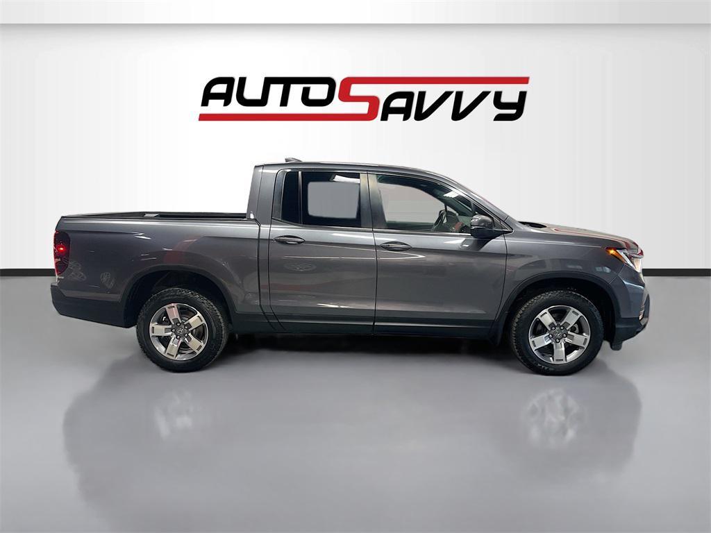 used 2024 Honda Ridgeline car, priced at $28,400