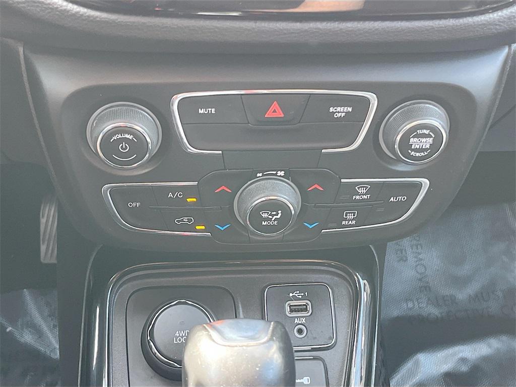 used 2020 Jeep Compass car, priced at $15,900