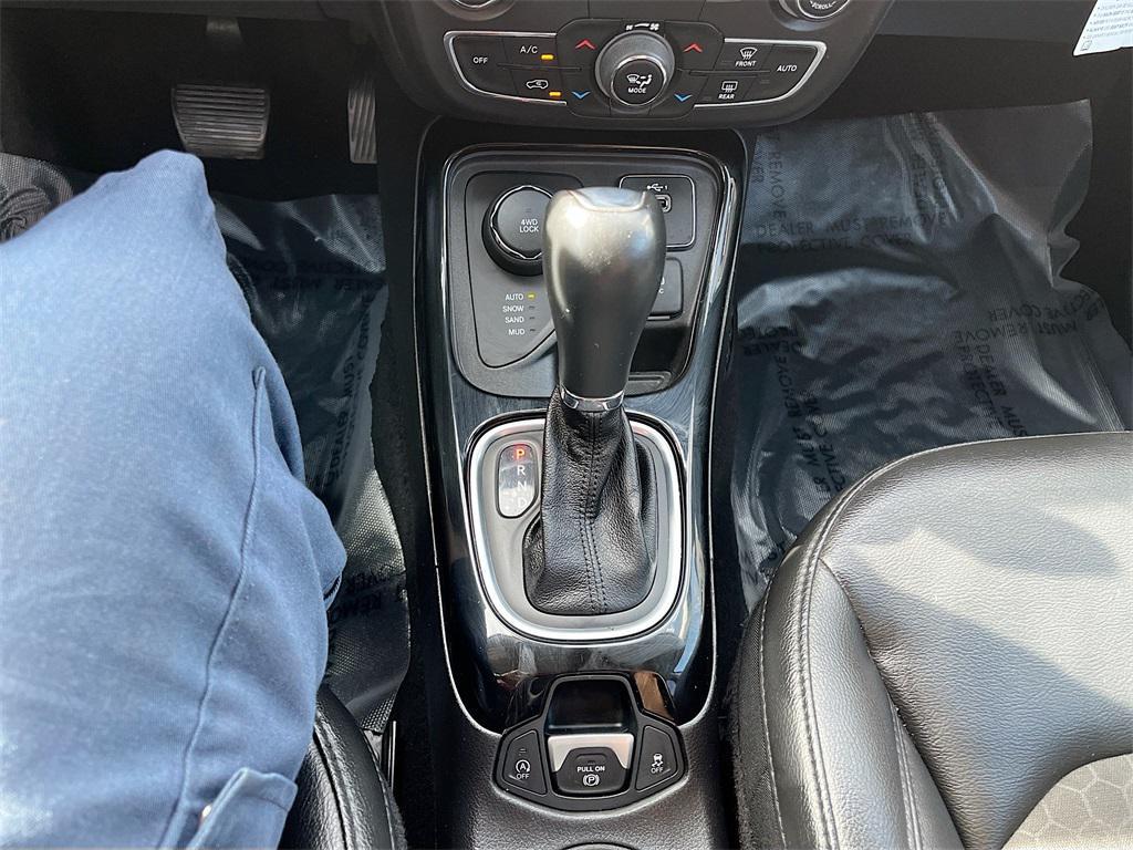 used 2020 Jeep Compass car, priced at $15,900