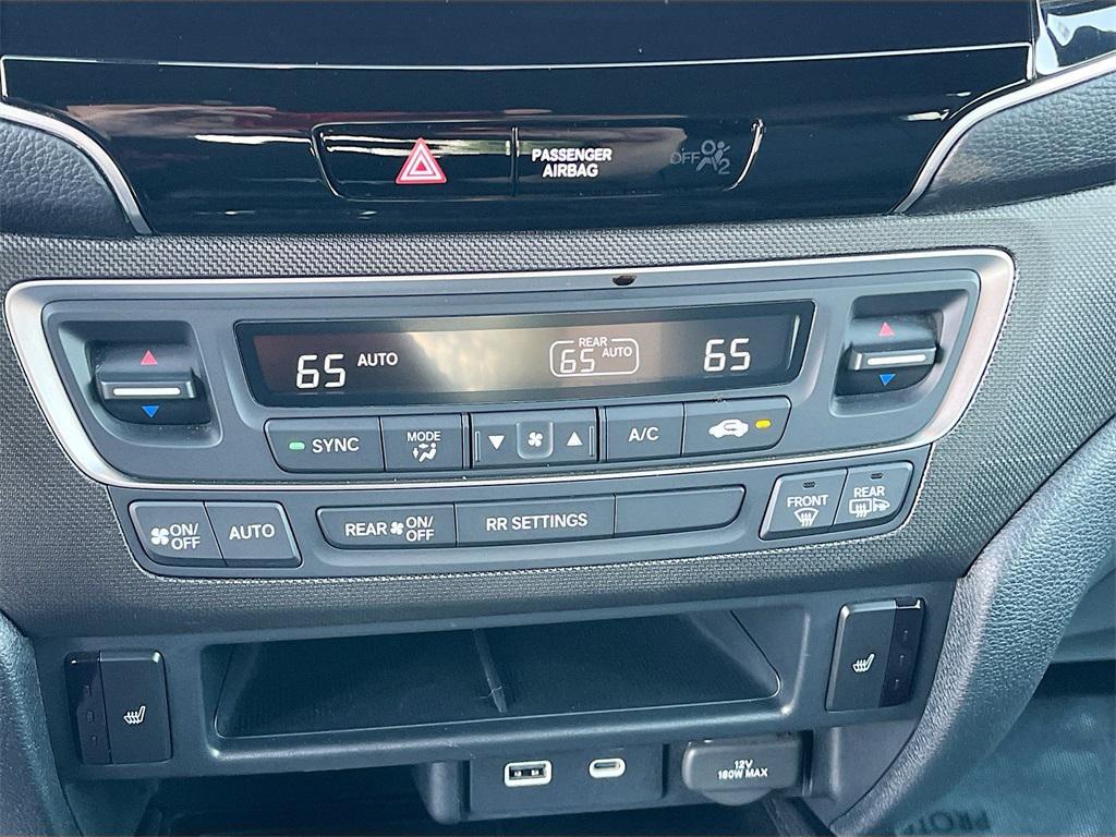 used 2024 Honda Passport car, priced at $31,200