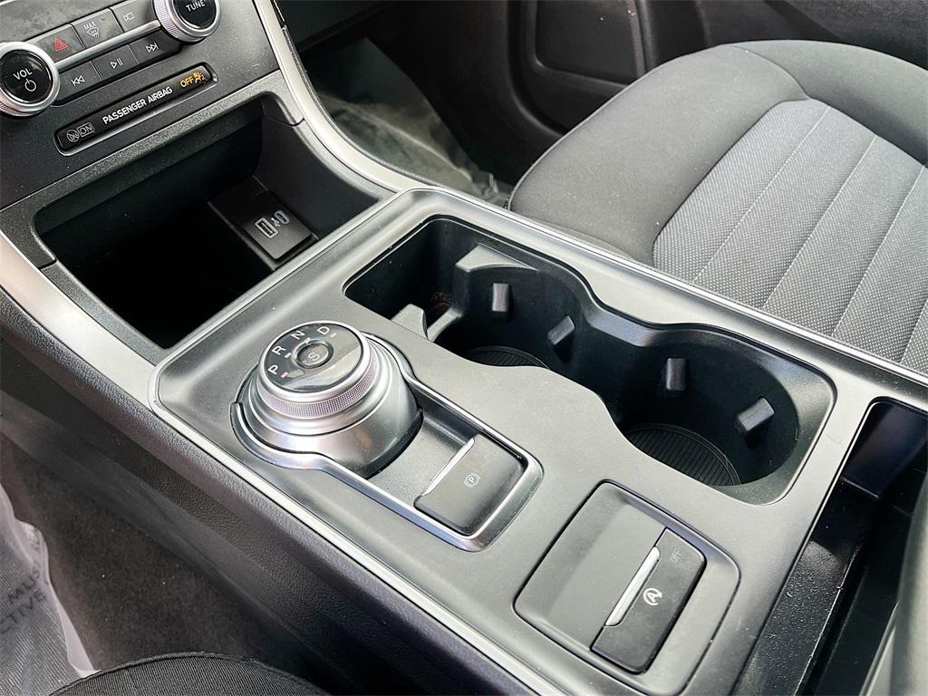 used 2024 Ford Edge car, priced at $21,800