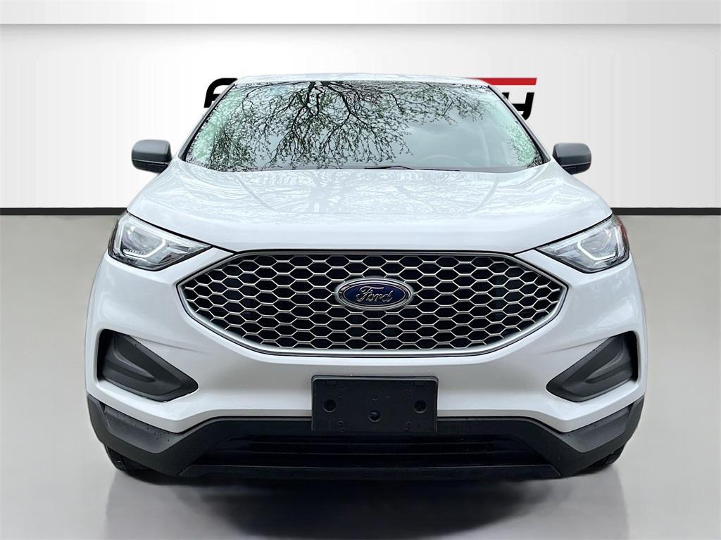 used 2024 Ford Edge car, priced at $21,800