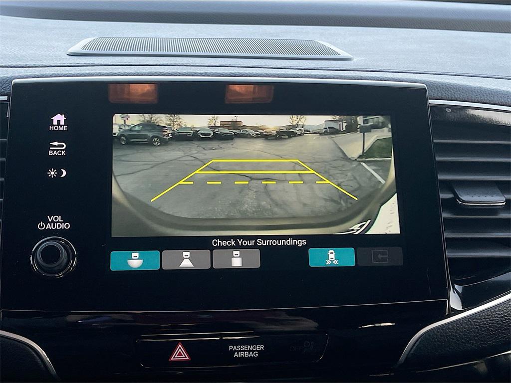 used 2022 Honda Pilot car, priced at $27,500